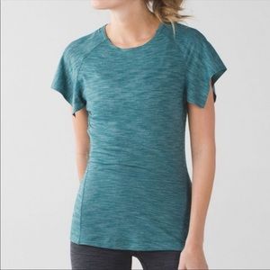 LULULEMON &Go Take-Off Active Short Sleeve Tee